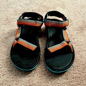 Women’s Size 7 Teva Hurricane Xlt2 Sandal